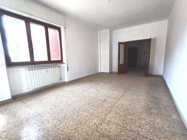 appartamento in vendita a Carrara in zona Centro Città