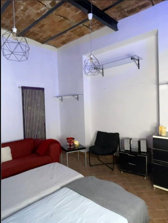 casa indipendente in vendita a Carrara in zona Gragnana