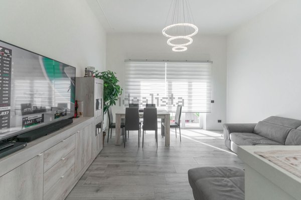 appartamento in vendita a Carrara in zona Marina di Carrara