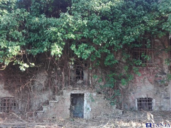 casa indipendente in vendita a Carrara in zona Centro Città