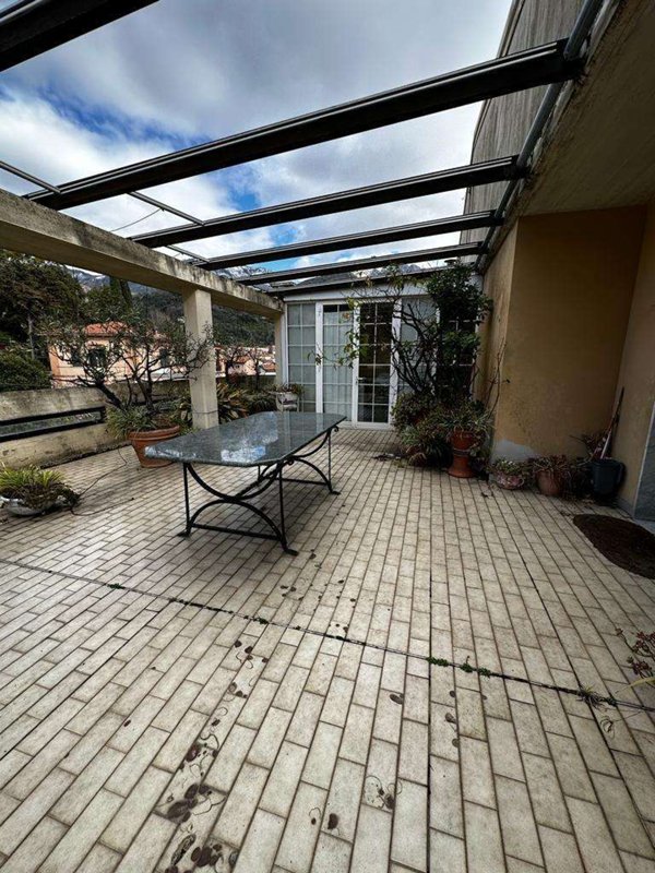 appartamento in vendita a Carrara in zona Centro Città
