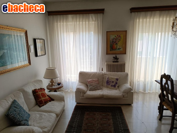 appartamento in vendita a Carrara in zona Fossola
