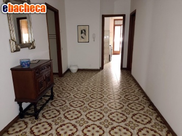 appartamento in vendita a Carrara in zona Avenza