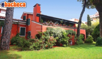 appartamento in vendita a Carrara in zona Avenza