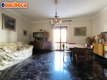 appartamento in vendita a Carrara in zona Fossola