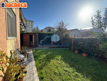 casa indipendente in vendita a Carrara in zona Marina di Carrara