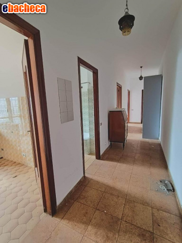 appartamento in vendita a Carrara in zona Marina di Carrara