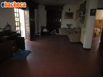 casa indipendente in vendita a Carrara in zona Sant'Antonio