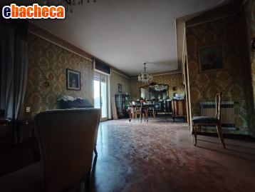 appartamento in vendita a Carrara in zona Avenza