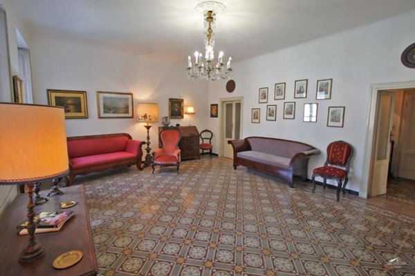 appartamento in vendita a Carrara