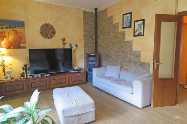 appartamento in vendita a Carrara