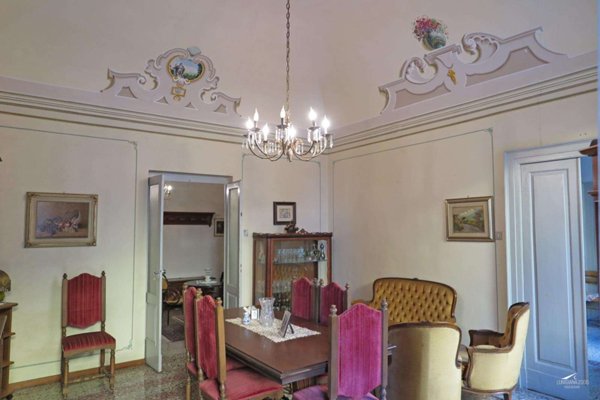 appartamento in vendita a Carrara