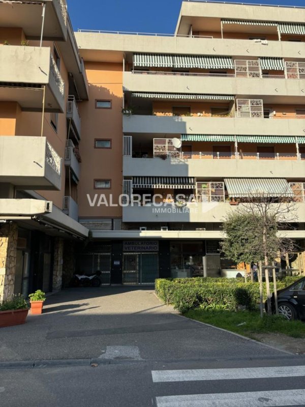 appartamento in vendita a Carrara in zona Marina di Carrara