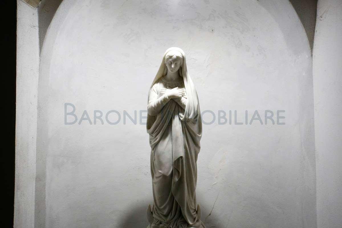 appartamento in vendita a Carrara in zona Centro Città