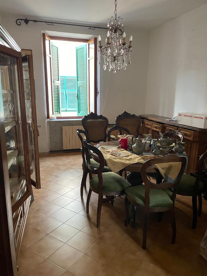 appartamento in vendita a Carrara in zona Marasio