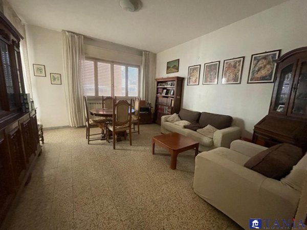 appartamento in vendita a Carrara in zona Avenza