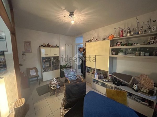 appartamento in vendita a Carrara in zona Avenza