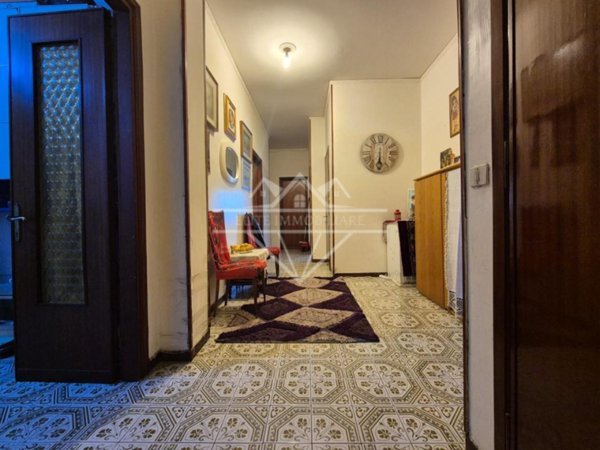 appartamento in vendita a Carrara in zona Marina di Carrara