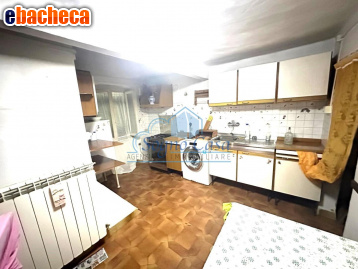 appartamento in vendita a Carrara in zona Fossola
