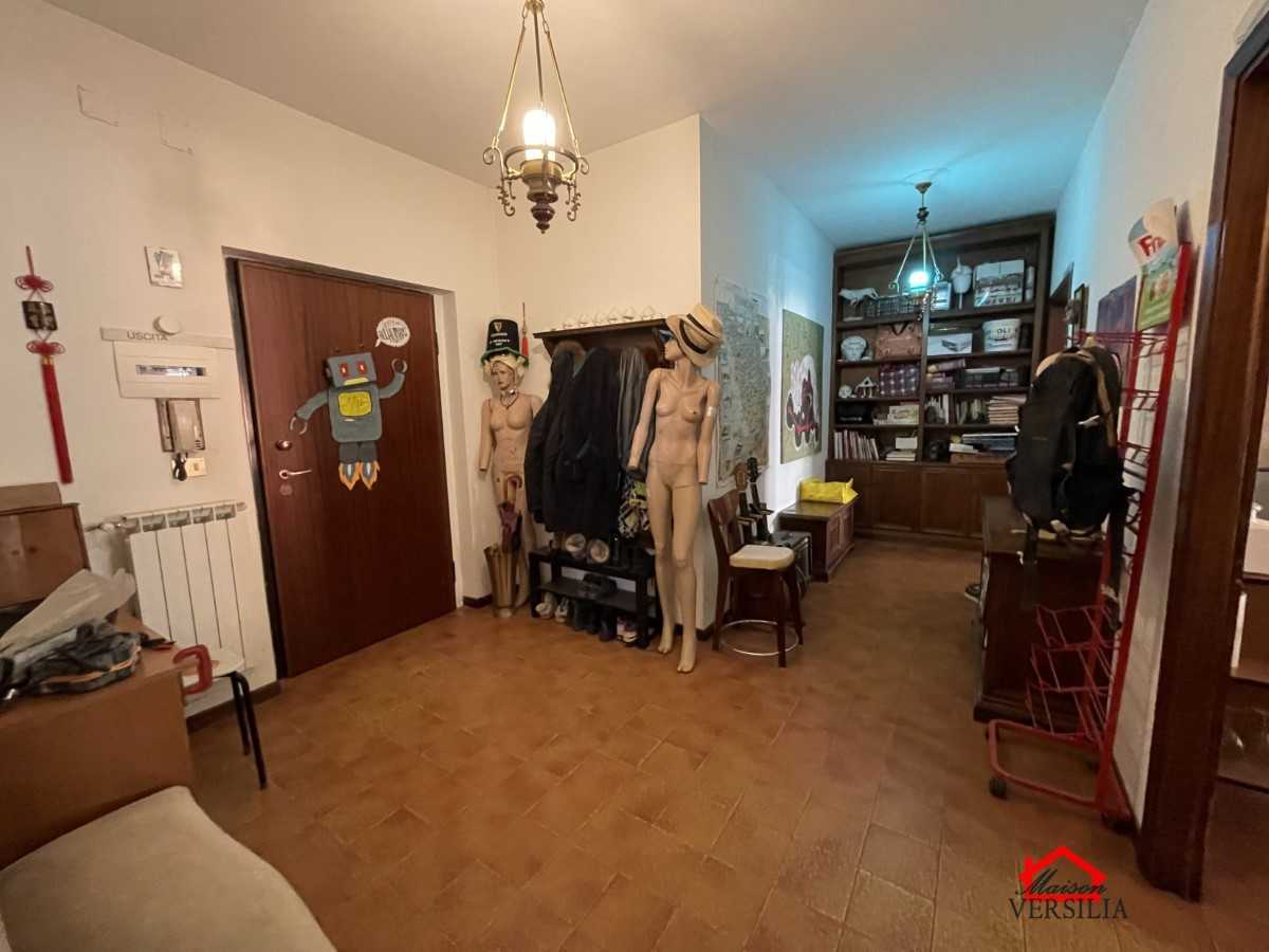 appartamento in vendita a Carrara in zona Centro Città