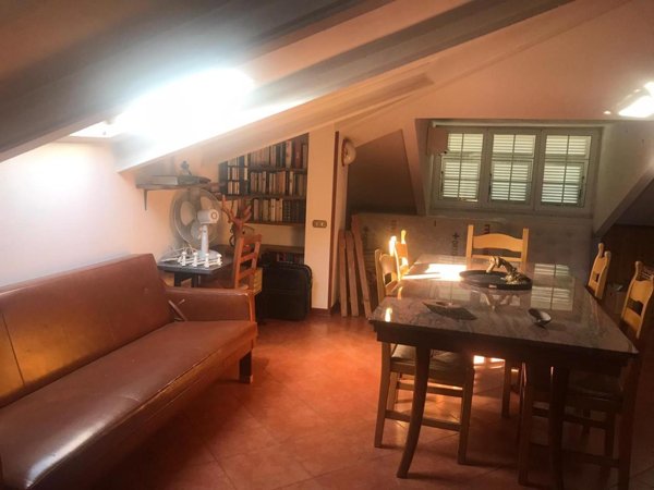 appartamento in vendita a Carrara in zona Marina di Carrara