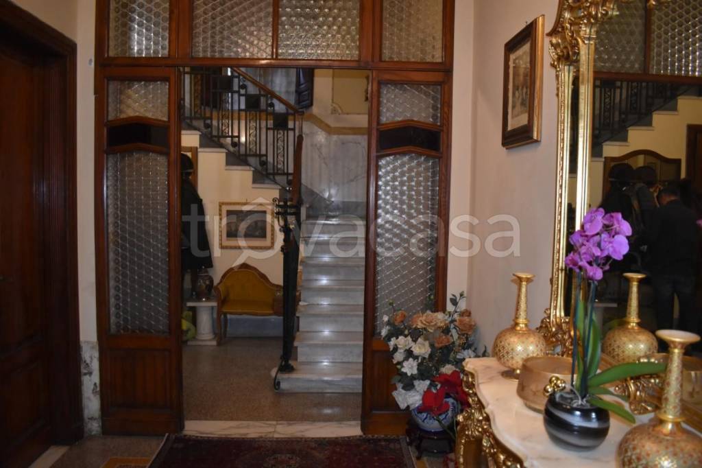 casa indipendente in vendita a Carrara in zona Centro Città