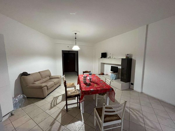 appartamento in vendita a Carrara