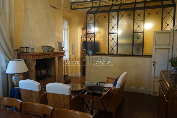 casa semindipendente in vendita a Carrara in zona Centro Città
