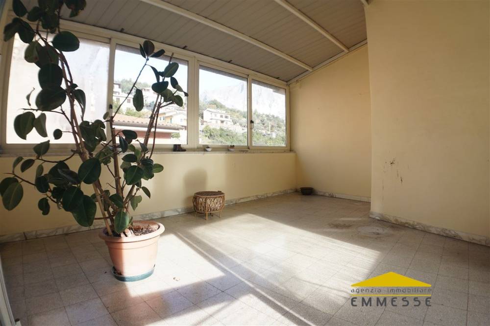 casa indipendente in vendita a Carrara