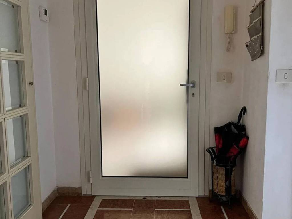 appartamento in vendita a Carrara in zona Monteverde