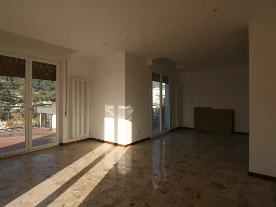 appartamento in vendita a Carrara