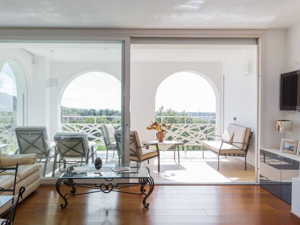 villa in vendita a Carrara in zona Marina di Carrara