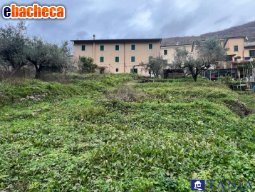 appartamento in vendita a Carrara in zona Gragnana