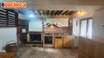 appartamento in vendita a Carrara in zona Avenza