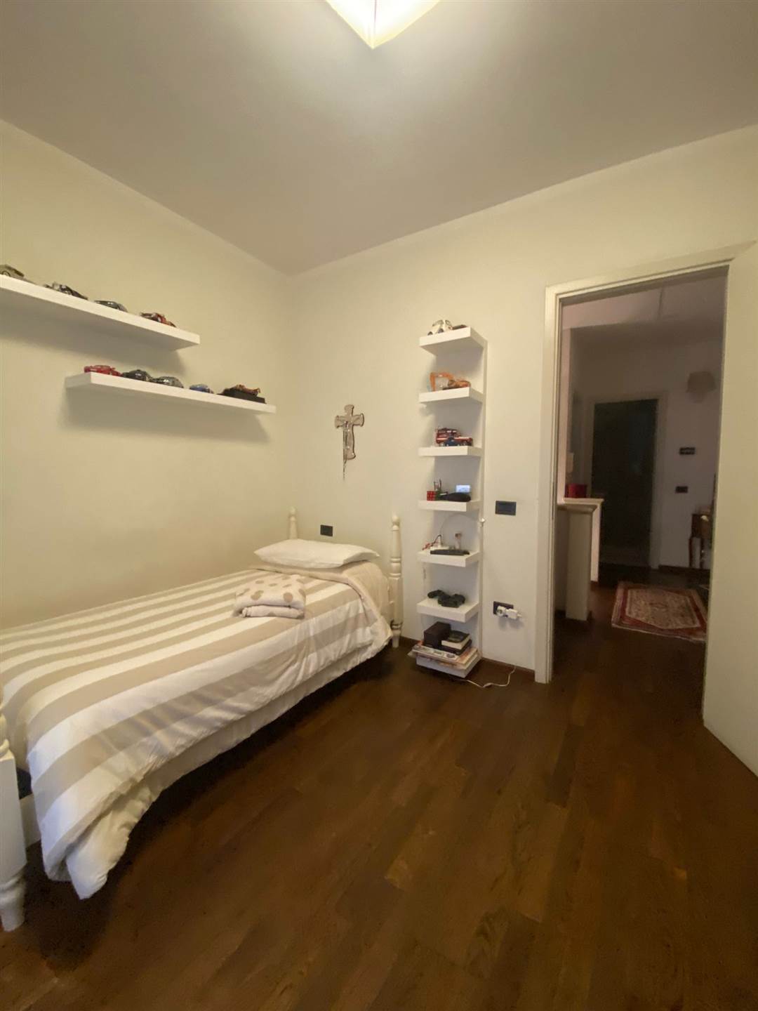 casa indipendente in vendita a Carrara in zona Avenza