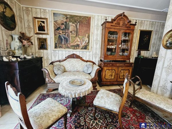 appartamento in vendita a Carrara