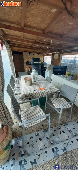 appartamento in vendita a Carrara in zona Bonascola