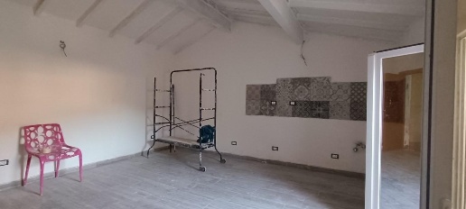 appartamento in vendita a Carrara in zona Centro Città