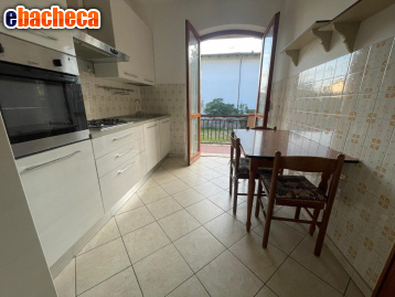 casa indipendente in vendita a Carrara in zona Marasio