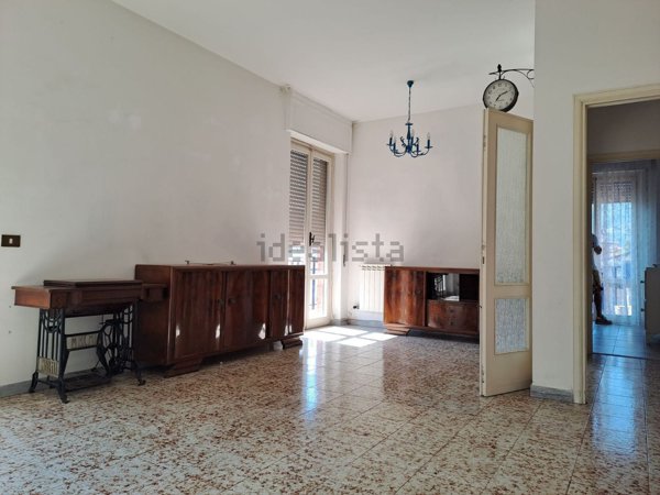 appartamento in vendita a Carrara in zona Centro Città