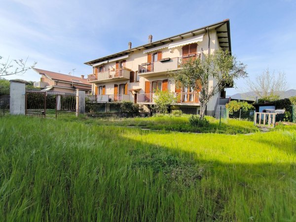 appartamento in vendita a Carrara in zona Marina di Carrara