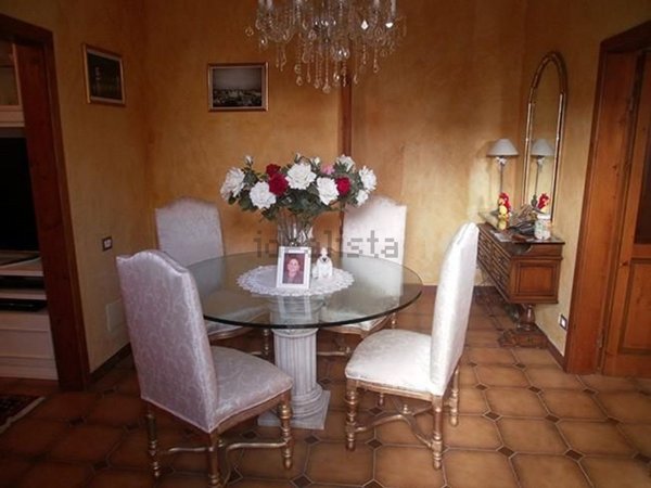 casa indipendente in vendita a Carrara in zona Fossone