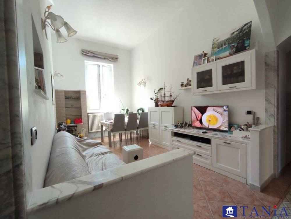 appartamento in vendita a Carrara