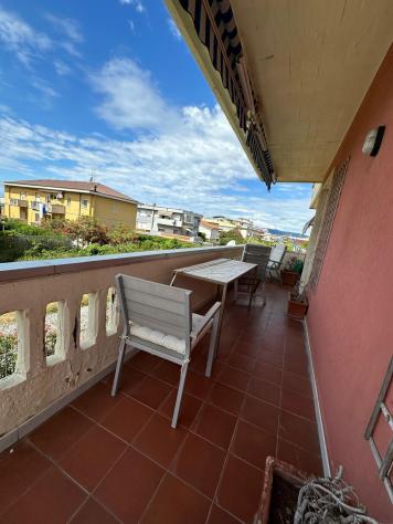appartamento in vendita a Carrara in zona Marina di Carrara