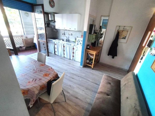 appartamento in vendita a Carrara in zona Marina di Carrara