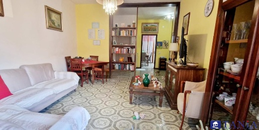 appartamento in vendita a Carrara in zona Marina di Carrara