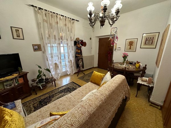 appartamento in vendita a Carrara in zona Marina di Carrara