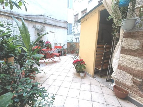 appartamento in vendita a Carrara in zona Centro Città