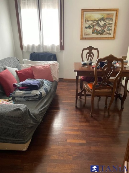 appartamento in vendita a Carrara in zona Centro Città