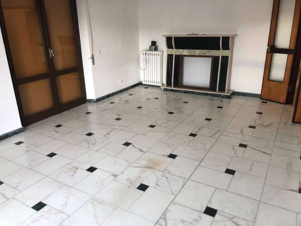 appartamento in vendita a Carrara